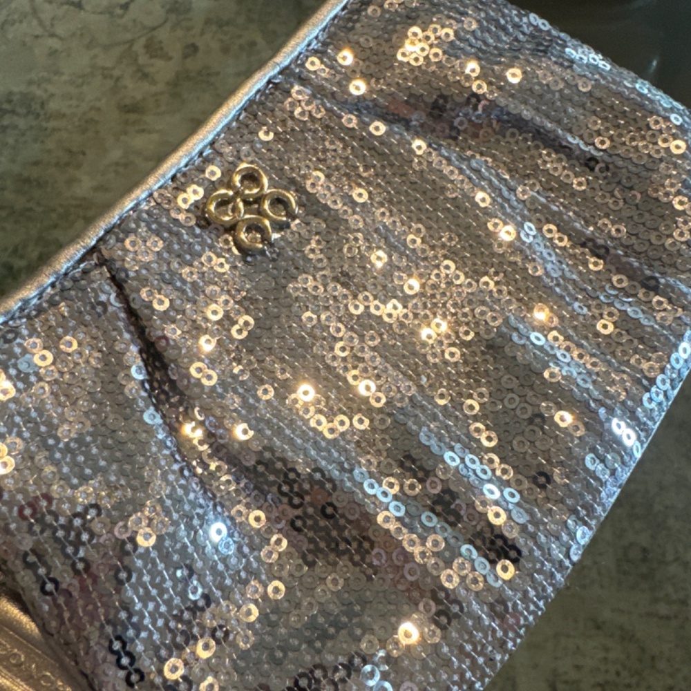 Coach Wristlet - Picture 3 of 7